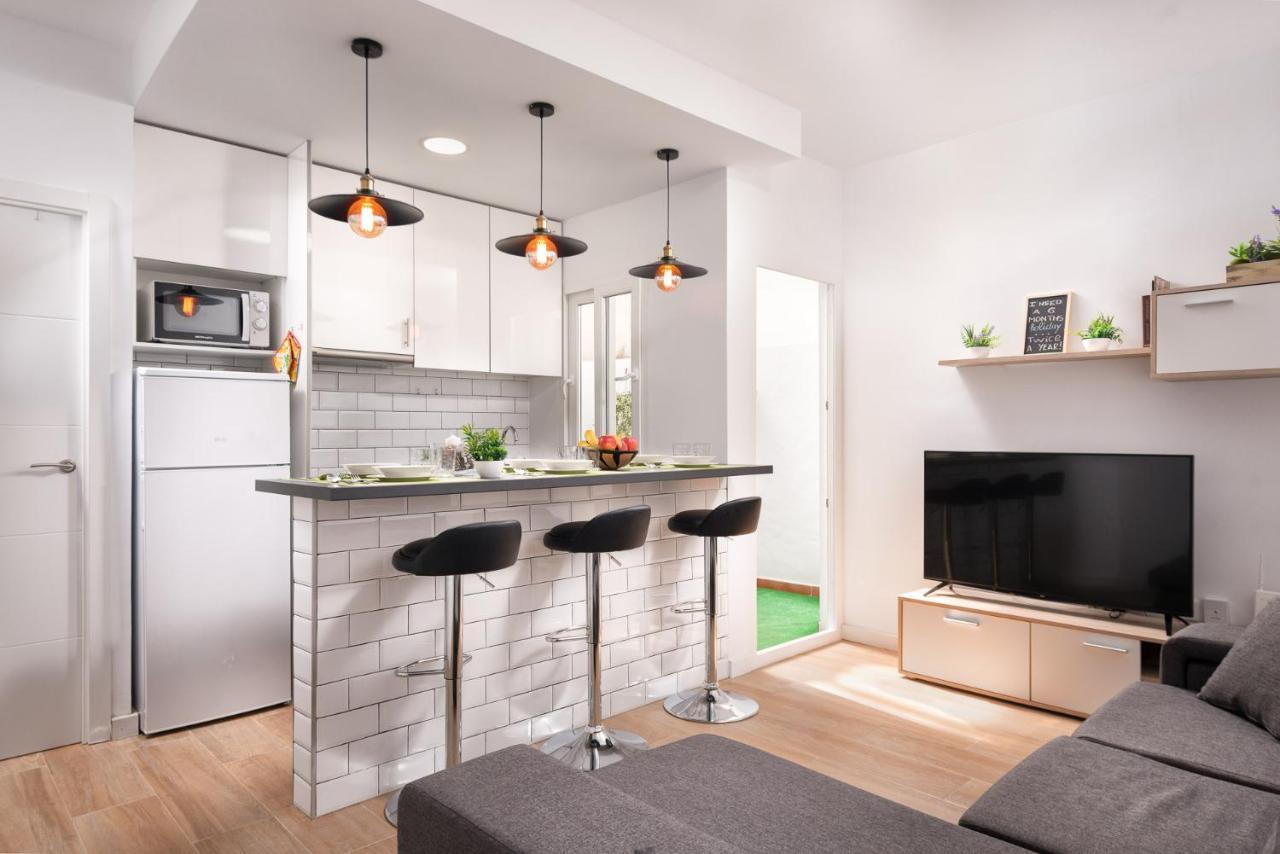Cozy 3 Bed Apartment In The Heart Of Alicante Exterior photo
