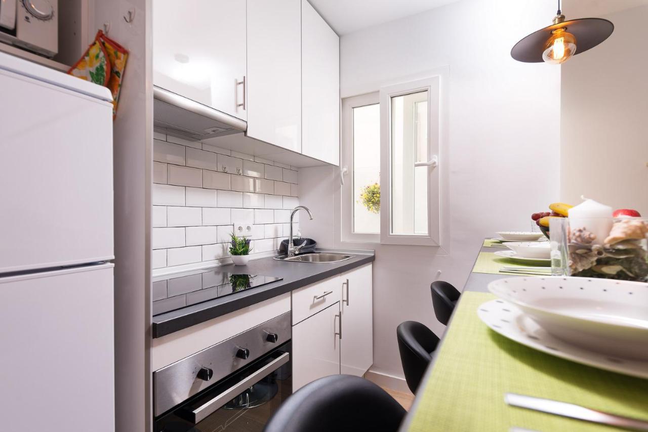 Cozy 3 Bed Apartment In The Heart Of Alicante Exterior photo