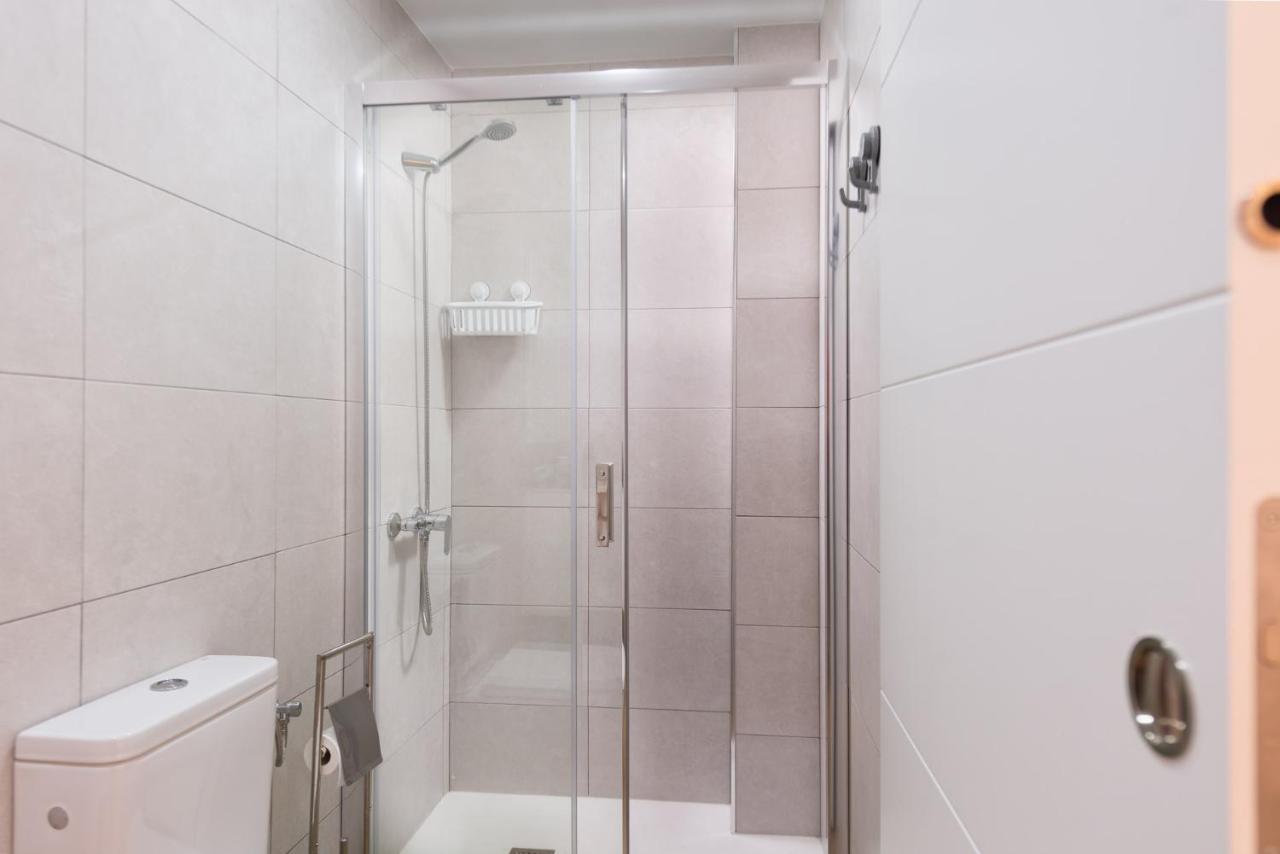 Cozy 3 Bed Apartment In The Heart Of Alicante Exterior photo