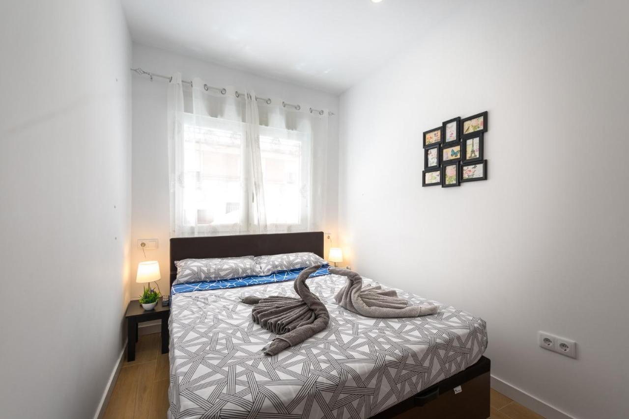 Cozy 3 Bed Apartment In The Heart Of Alicante Exterior photo