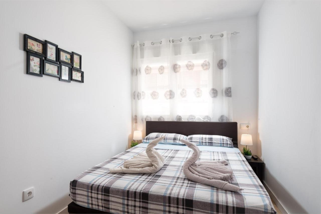 Cozy 3 Bed Apartment In The Heart Of Alicante Exterior photo